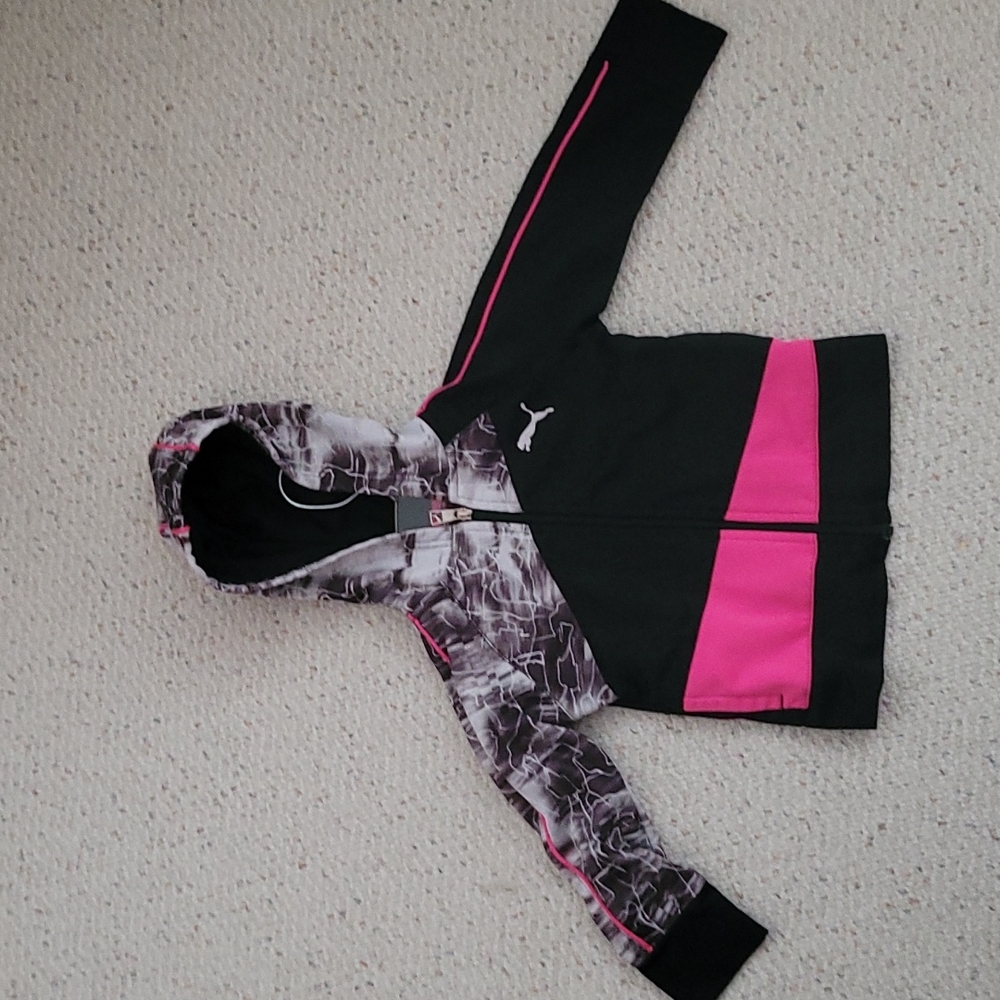 Puma Zip hoodie girl size 4 yrs